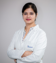 Dr.Esha Singh - dentists in Bangalore